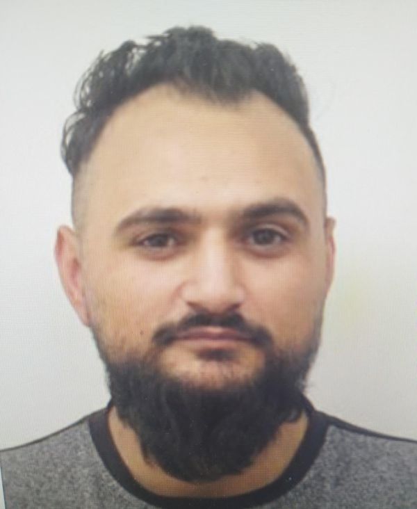 חשד: בן 32 חטף וניסה לתקוף נערה שעצרה טרמפ