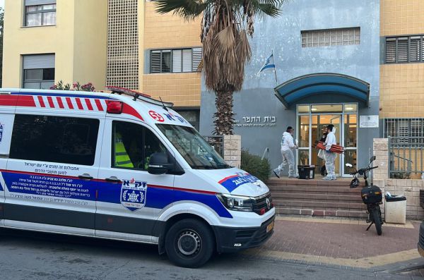 זעזוע בדיור מוגן: גופת אישה אותרה במצב ריקבון קשה