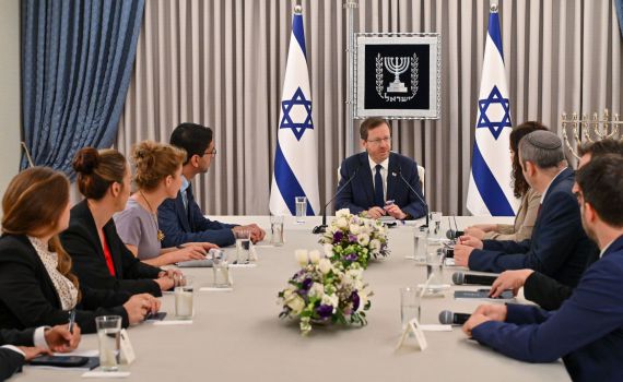 העבודה לנשיא: מצפים מכל האופוזיציה להתלכד