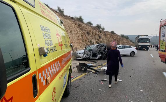 "ביצעתי החייאה בנהג הרכב שפונה במצב אנוש"