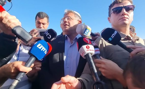 בן גביר בזירת הפיגוע: צריך לגבות מחיר כבד מהטרור