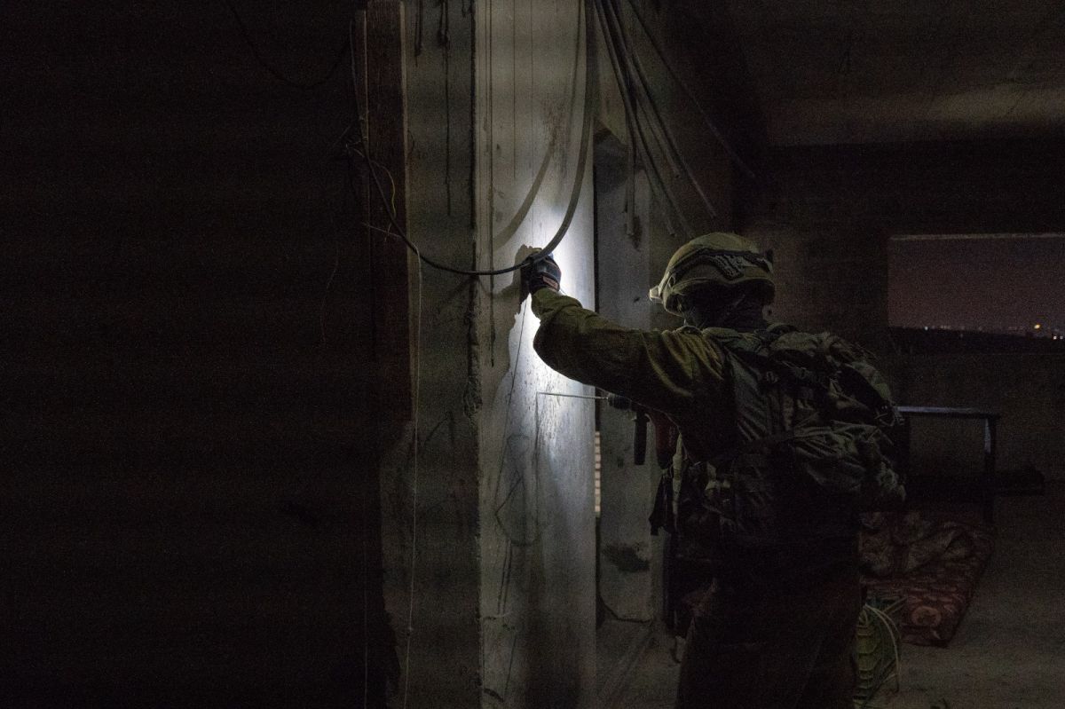 צפו: לוחמי גולני מיפו את בית המחבל מהפיגוע באריאל