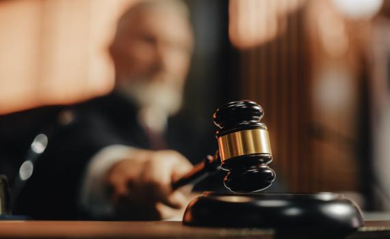 אחרי 35 שנים: רק שש שנות מאסר לתוקף מינית