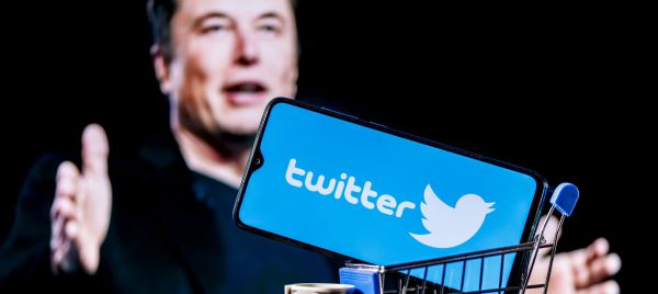 אחרי הסערה הציבורית: אילון מאסק מתקפל