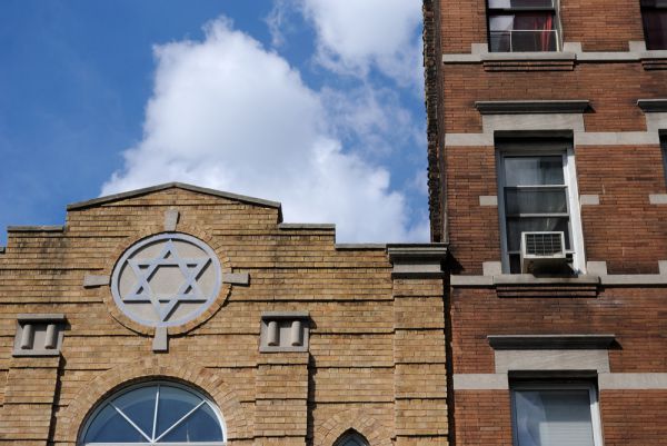 נעצרו חמושים שתכננו פיגוע בבית כנסת בניו יורק