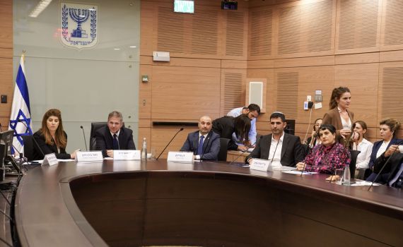 אחרי דיון סוער: נבחרו רק 4 סגני יו"ר כנסת זמניים