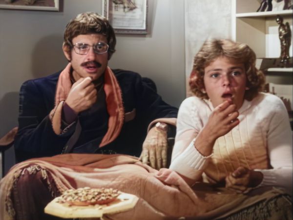 צפו: המערכון המיתולוגי של חבורת לול נצבע מחדש