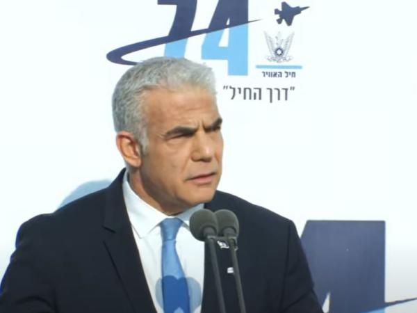 לפיד במסדר כנפיים: "איראן לא תהיה גרעינית"