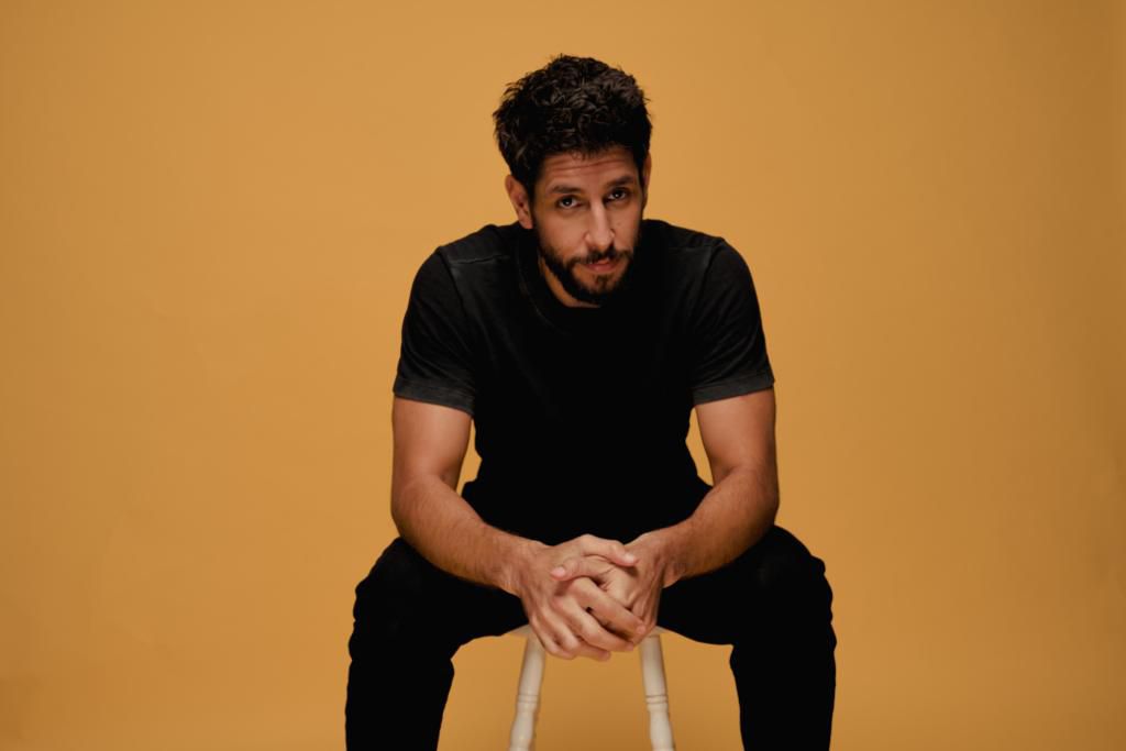 עידן עמדי ממריא הרחק מכאן | "לקחתי הפסקה מהכל"