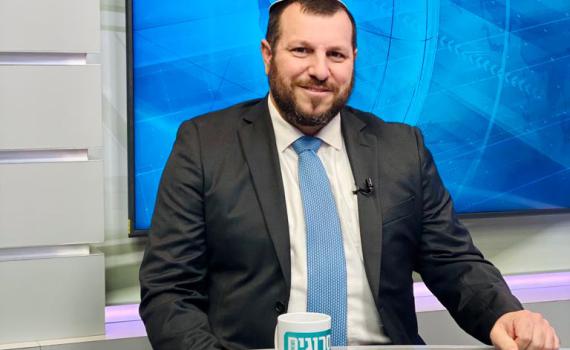 השר אליהו תוקף את הנשיא: ״מבטל את קולם״