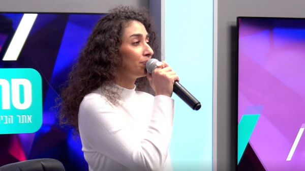 הזמרת ששרה לנשות איראן: "המלחמה שלהן צודקת"