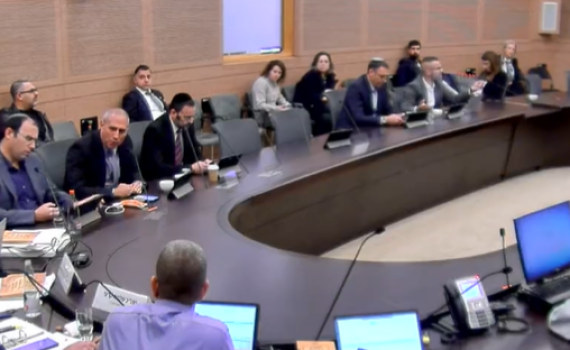 עימות קשה בכנסת: "סתום ת'פה עלוב נפש". צפו