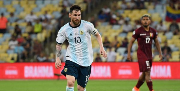 קורע: מסי זוכה לחיקוי בארץ נהדרת