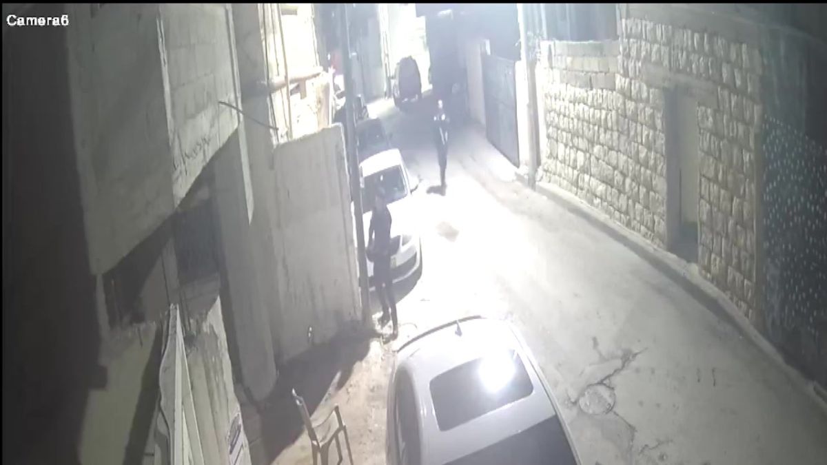 ראש עיריית כפר קאסם השתתף בהלווית המחבל