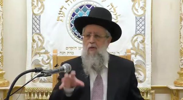 הרב דוד יוסף: הנחינו לא להגיש חוקים נגד חילונים