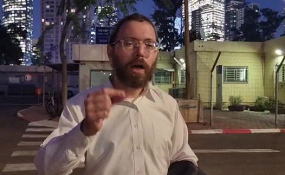 ישראל פריי שוחרר ותקף: "יש כאן שלטון פשיסטי"