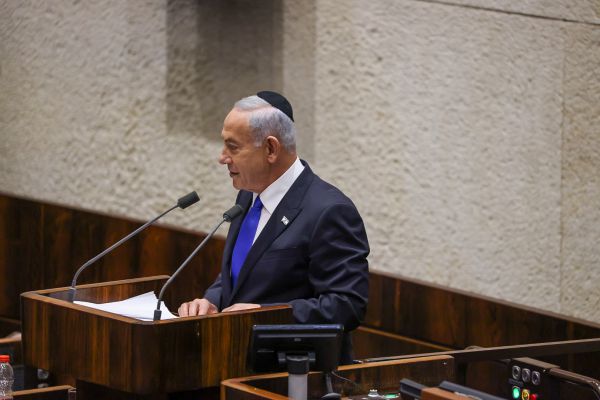 זה מתחיל: נתניהו מציג את ממשלתו החדשה • שידור חי