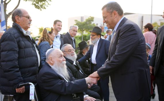ליאון: "הרב דרוקמן – מגדולי הדור בתורה ובחוכמה"