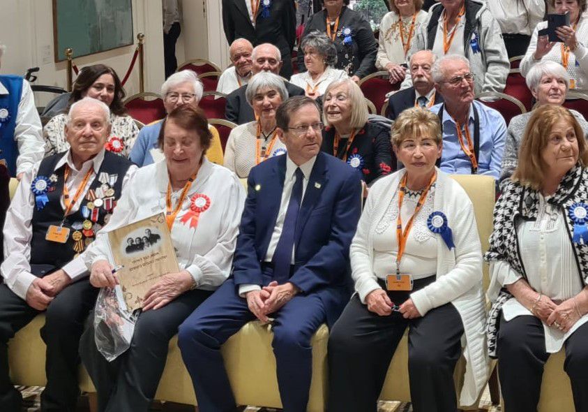 מרגש: 80 שורדי שואה נפגשו עם הנשיא הרצוג