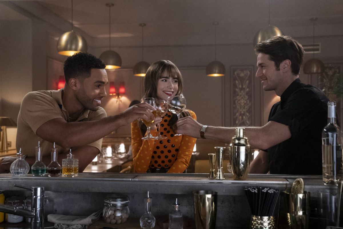 אמילי בפריז חוזרת: מתי נראה אותה על המסך?