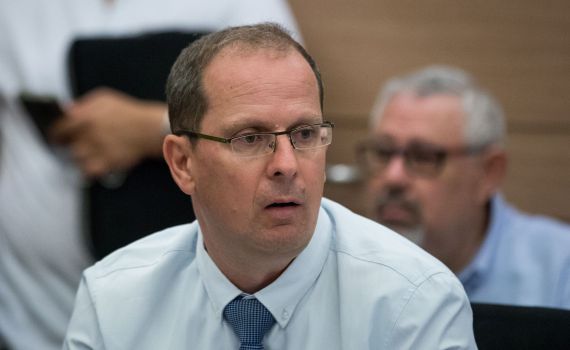 התפקיד החדש של המשפטן הבכיר הסרוג