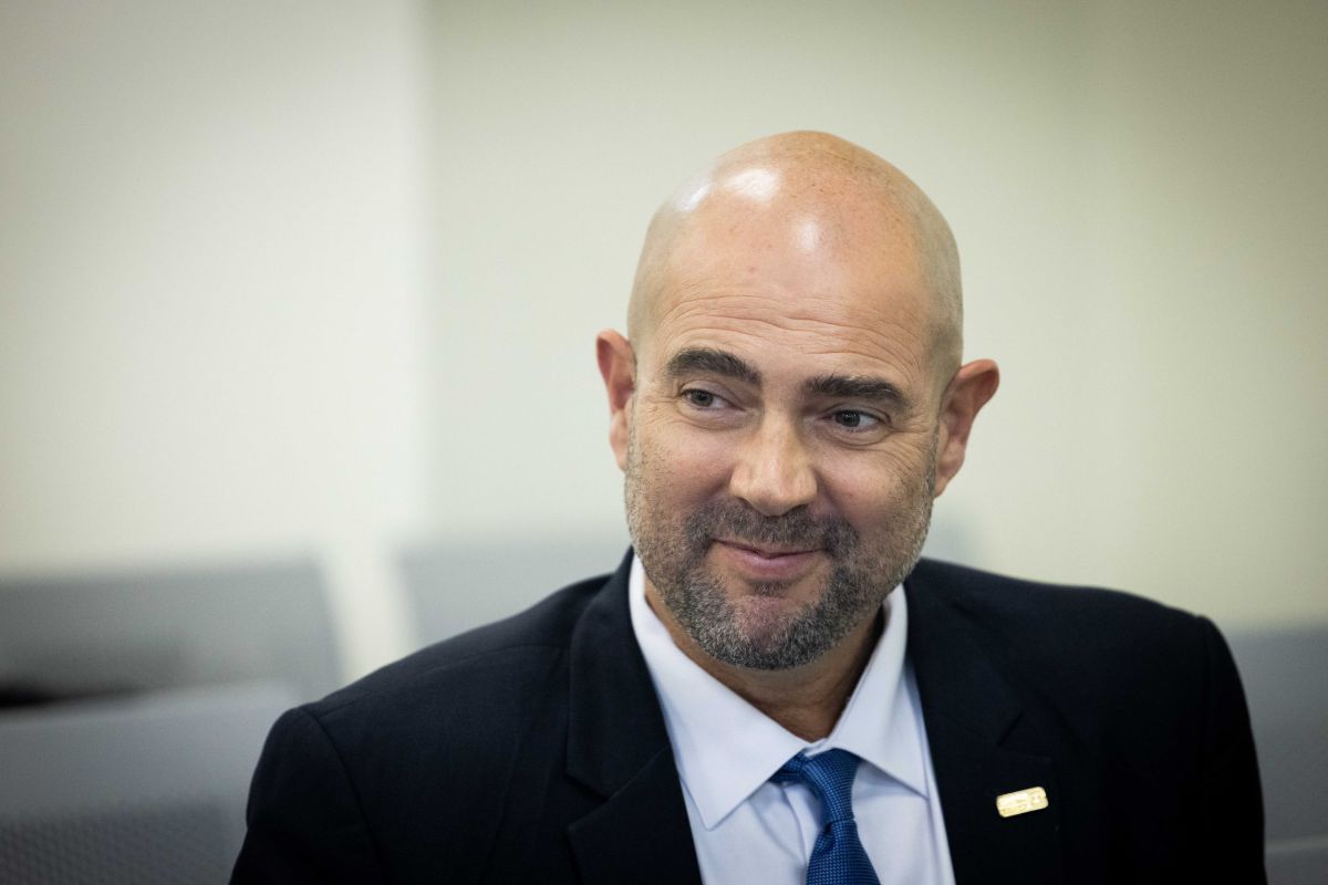 אוחנה הצביע נגד עמדת הממשלה, החוק נפל בכנסת