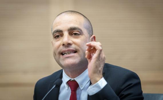 מבול סמסים לח"כ שאחראי על חוק בן גביר