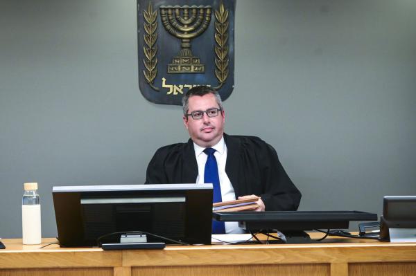 "לא לערב ילדים": השופט הוציא צו נגד פעילת הליכוד