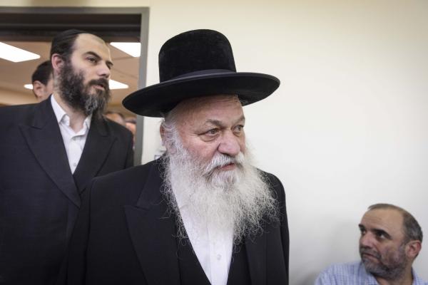 גולדקנופף: מביש, קורא ליועמ"ש לבדוק את קריב