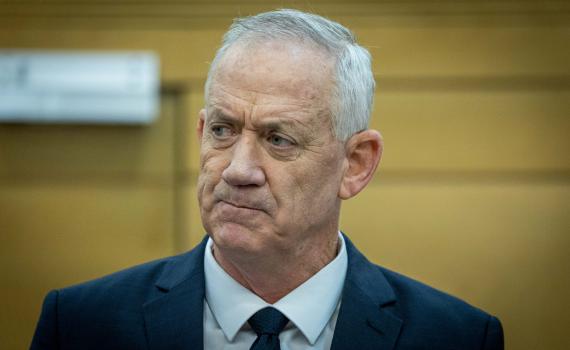 ירון אברהם: זה התירוץ של גנץ להיכנס לממשלת נתניהו