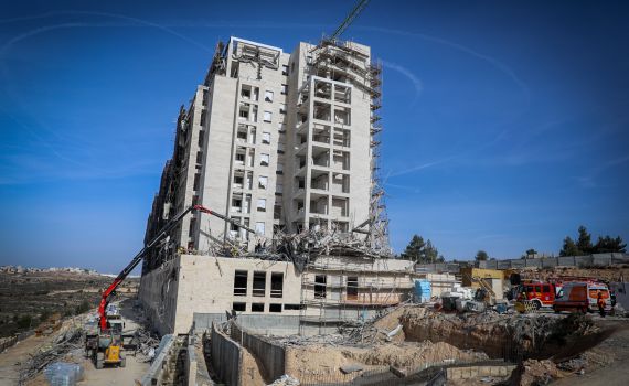 אסון הפיגומים: עוכבו 3 חשודים