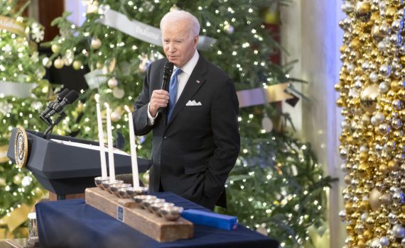 ביידן בברכה לחנוכה: "לא נשתוק על האנטישמיות"