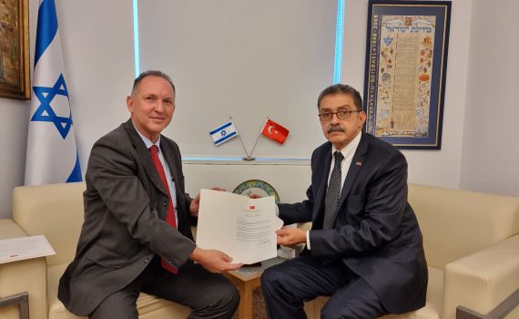 היחסים מתחממים: השגריר הטורקי חזר לישראל