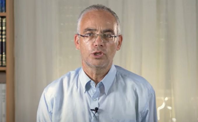 הרב הרשלר לפורום תקנה: "איני מלמד יותר נשים"