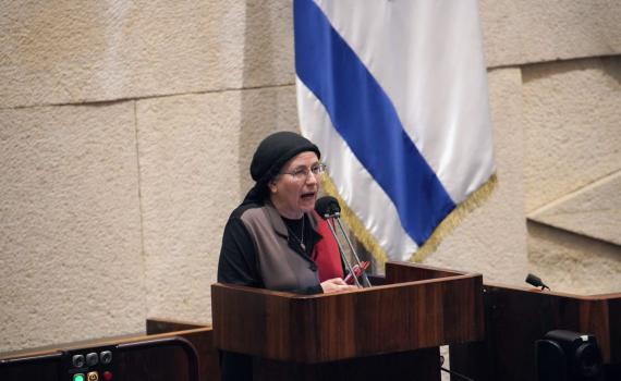 בונים כוורת: כך יראו הצוותים של השרים הסרוגים