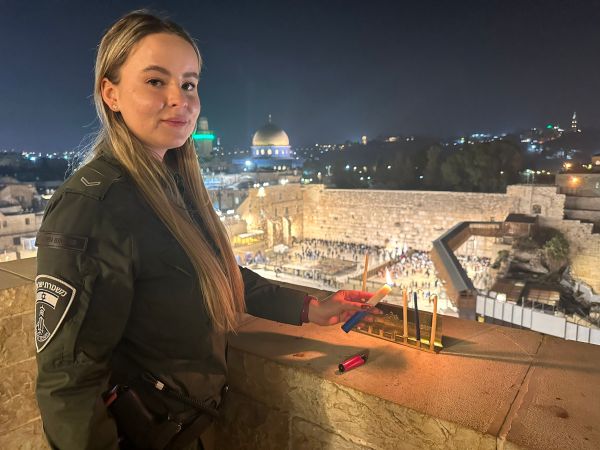 80 לוחמות מג"ב בערב מיוחד לכבוד חג חנוכה