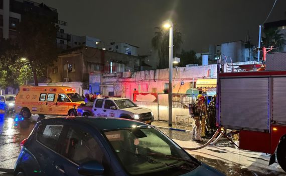 ארבעה ילדים פונו לאחר שנפגעו משאיפת עשן