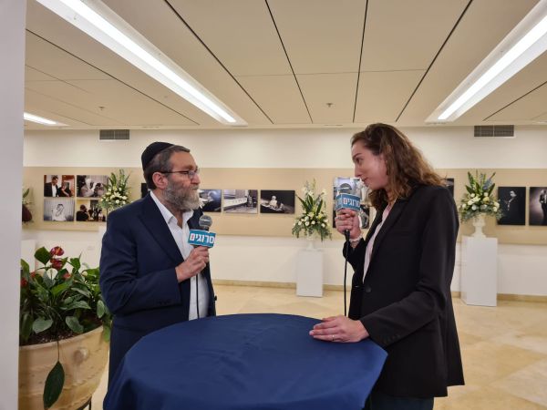 גפני: "לא אהיה בקואליציה בלי פסקת ההתגברות"