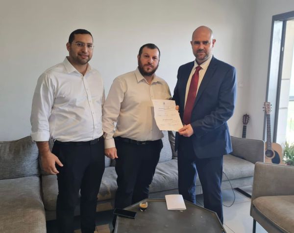 עמיחי אליהו התפטר: זה הח"כ שיחליף אותו