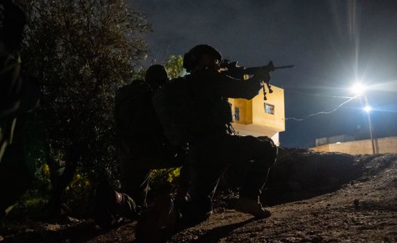 בפעילות משולבת: כוחות הביטחון עצרו שני מבוקשים