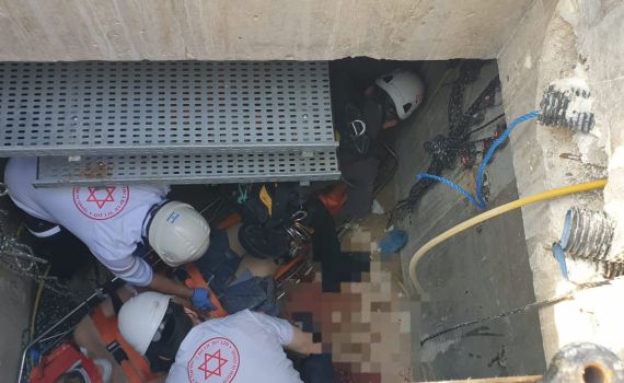 פועל חולץ אחרי שנפל לבור בירושלים, מצבו בינוני