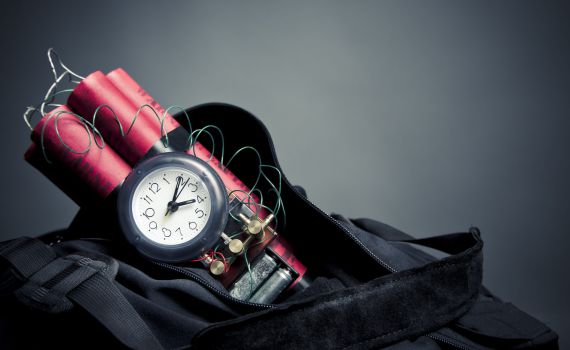 קרואטיה: בתי משפט פונו לאחר איומים על מטעני נפץ