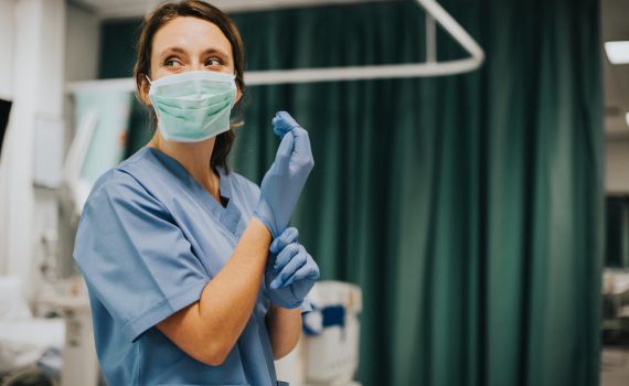 הקורונה חוזרת: זו המדינה שממליצה לעטות מסיכות