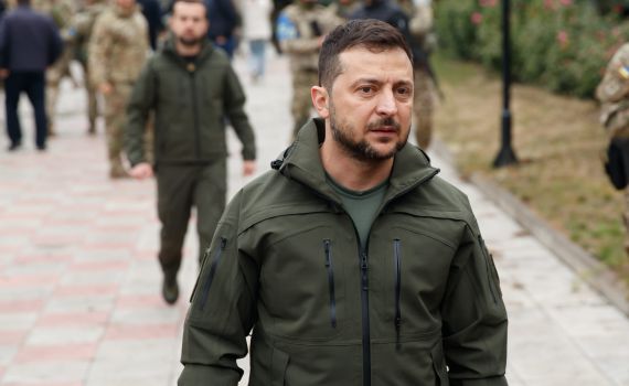 זלנסקי מברך בעברית: "חג חנוכה שמח" • צפו