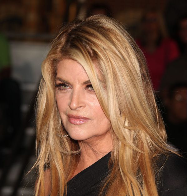 השחקנית קירסטי אלי הלכה לעולמה לאחר מאבק בסרטן