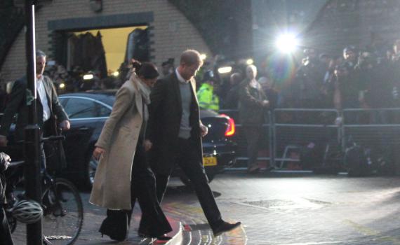 חצה קו אדום? ההאשמה של הנסיך הארי נגד רעיית המלך