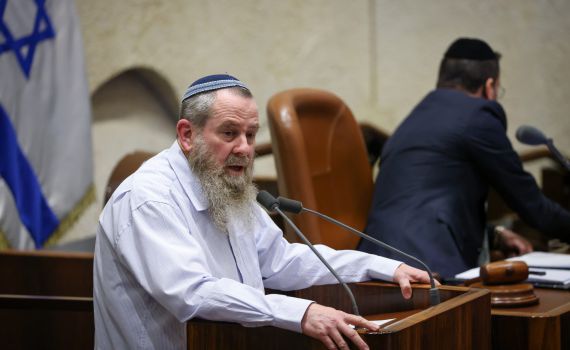 אבי מעוז הודיע: "אצביע נגד תיקון התקציב"