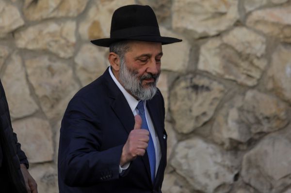 קואליציה במבחן: להיצמד לדרעי או לאידיאולוגיה?