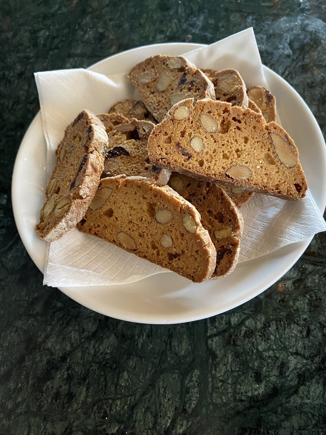 לקראת ט"ו בשבט: עוגיות ביסקוטי עם פירות יבשים