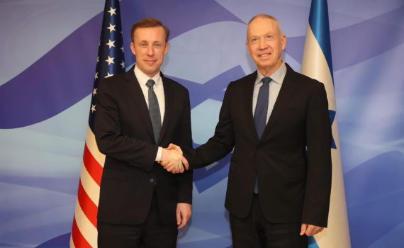 רתימת הקהילה הבינ"ל: גלנט נפגש ג'ייק סליבאן